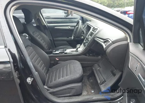 2013 Ford Fusion Se z USA, uszkodzony, nr VIN 3FA6P0H76DR130495